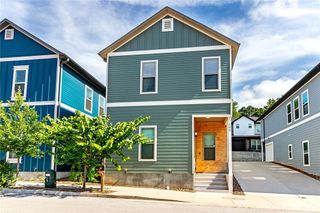 146 E South Street, Fayetteville, AR 72701