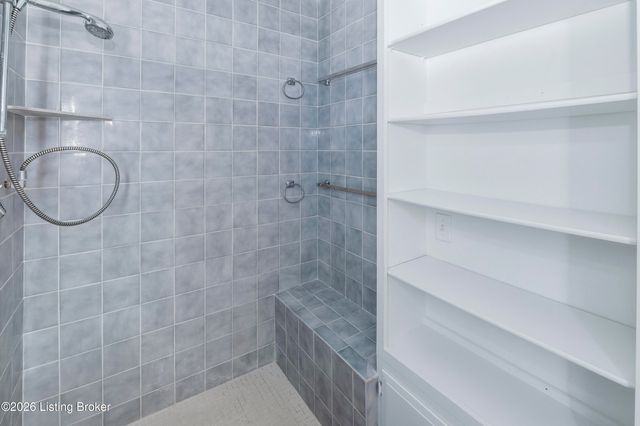 1040 Cherokee Rd APT F6, Louisville, KY 40204