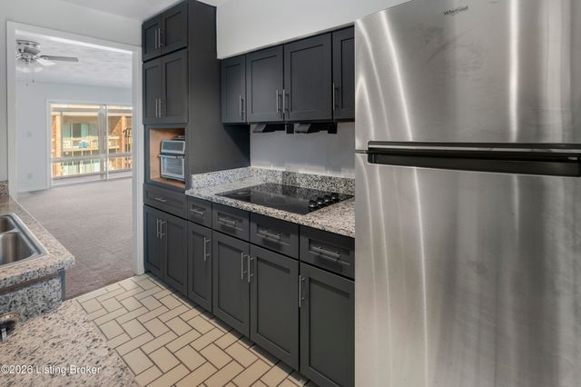 1040 Cherokee Rd APT F6, Louisville, KY 40204