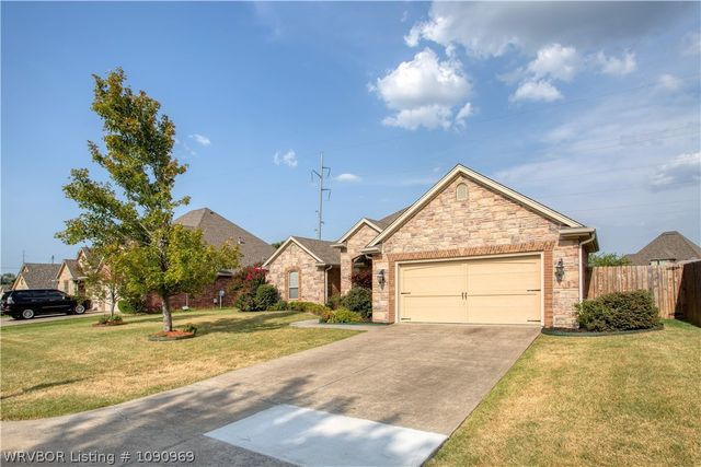 2811 S 87th Drive, Fort Smith, AR 72903