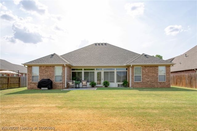 2811 S 87th Drive, Fort Smith, AR 72903