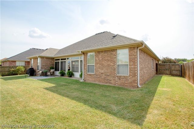 2811 S 87th Drive, Fort Smith, AR 72903