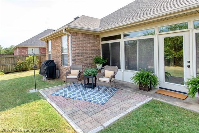 2811 S 87th Drive, Fort Smith, AR 72903