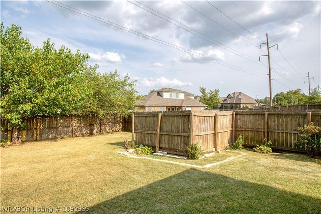 2811 S 87th Drive, Fort Smith, AR 72903