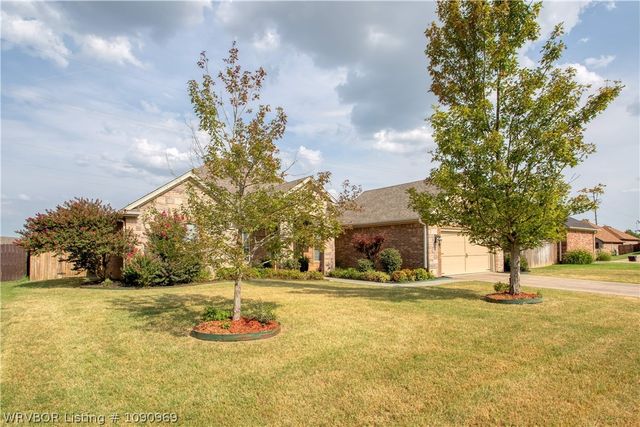 2811 S 87th Drive, Fort Smith, AR 72903