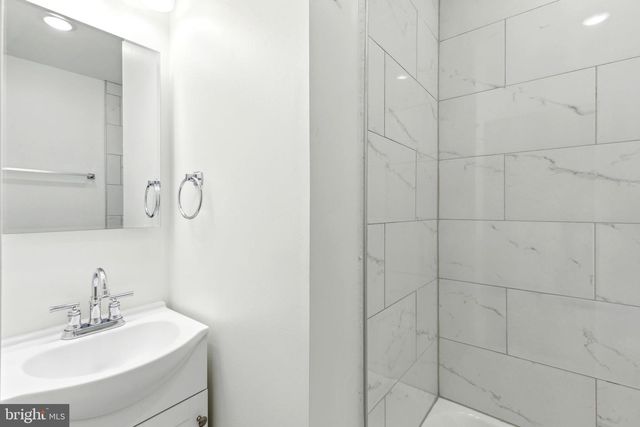 5212 HARLAN ST, Philadelphia, PA 19131