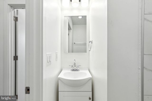 5212 HARLAN ST, Philadelphia, PA 19131