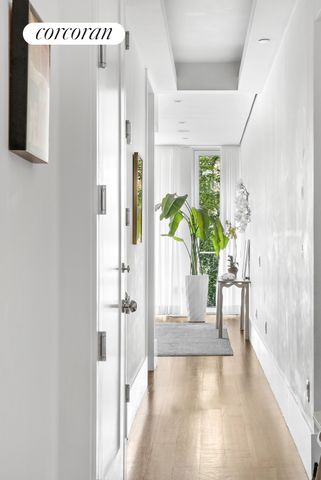 949 PARK Avenue DUPLEX, New York City, NY 10028