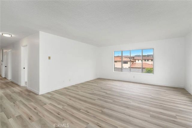 935 W 10th St, San Pedro, CA 90731