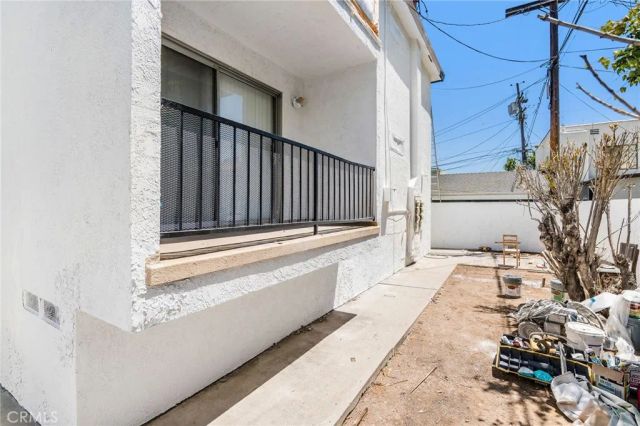 935 W 10th St, San Pedro, CA 90731