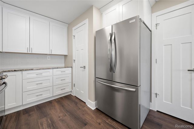 3515 Highland Boulevard, Highland Charter Township, MI 48356
