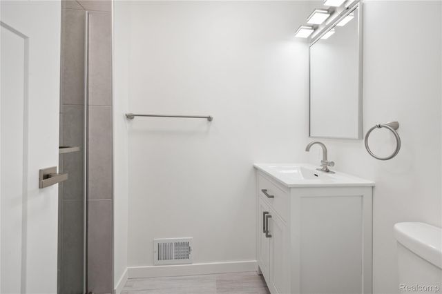 3515 Highland Boulevard, Highland Charter Township, MI 48356