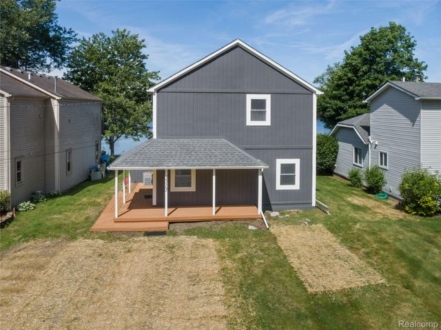 3515 Highland Boulevard, Highland Charter Township, MI 48356