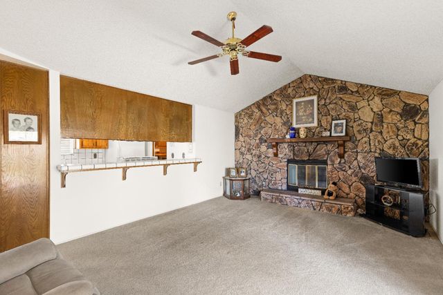 1001 Zinfandel Pl, Modesto, CA 95351