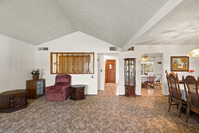 1001 Zinfandel Pl, Modesto, CA 95351