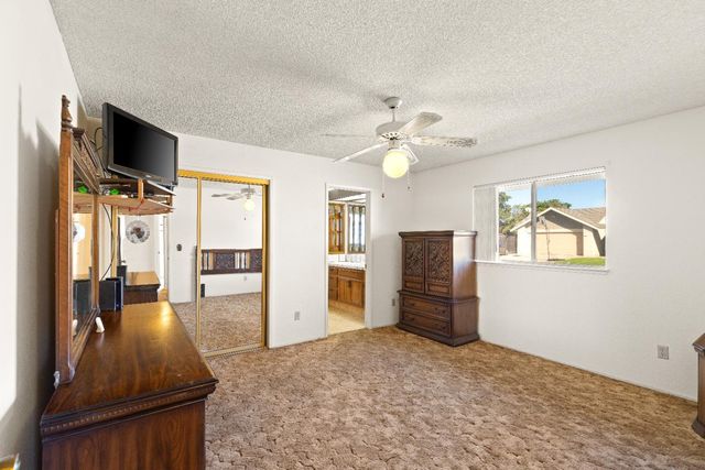 1001 Zinfandel Pl, Modesto, CA 95351