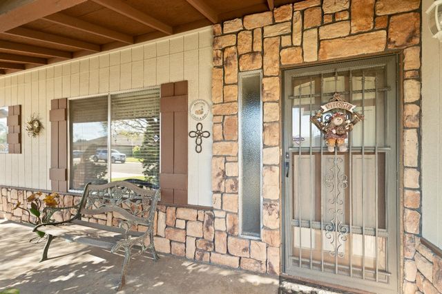 1001 Zinfandel Pl, Modesto, CA 95351