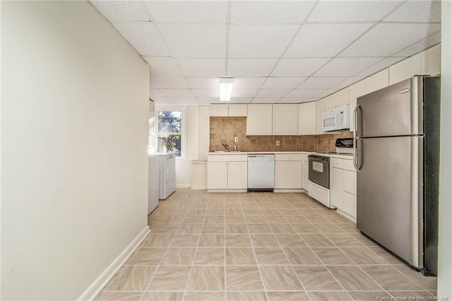 3127 Phillies Circle, Fayetteville, NC 28306