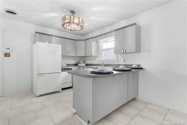 3127 Phillies Circle, Fayetteville, NC 28306