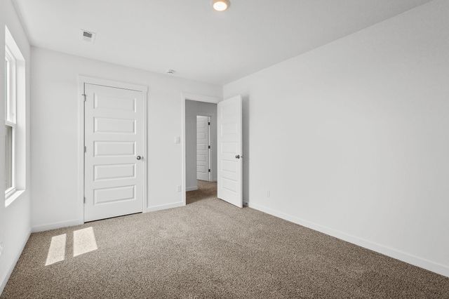 167 Cressmoor Boulevard, Hobart, IN 46342