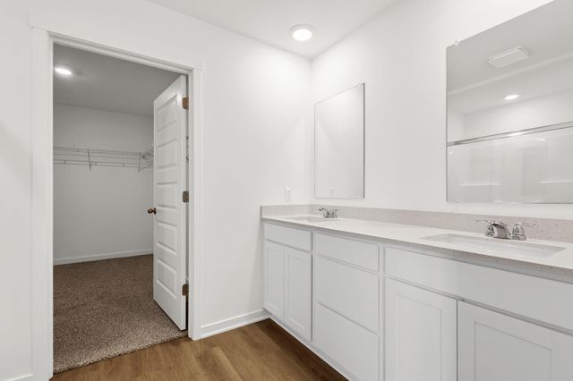 167 Cressmoor Boulevard, Hobart, IN 46342