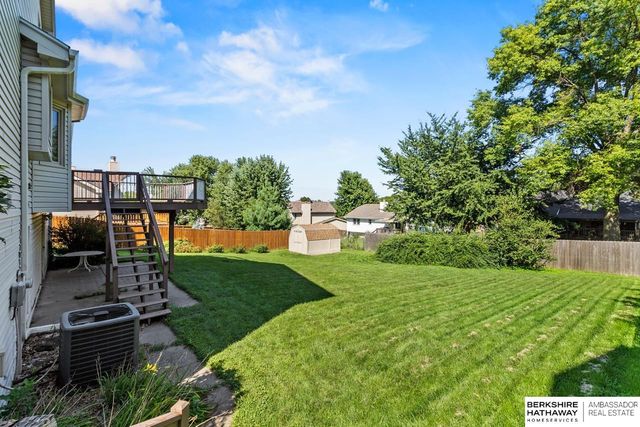 707 S Fillmore Street, Papillion, NE 68046