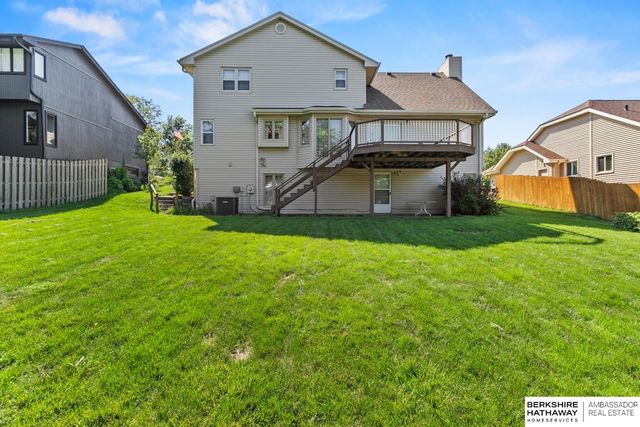 707 S Fillmore Street, Papillion, NE 68046