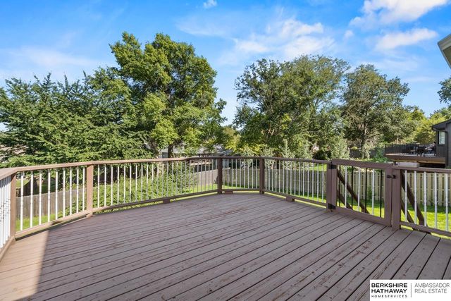 707 S Fillmore Street, Papillion, NE 68046