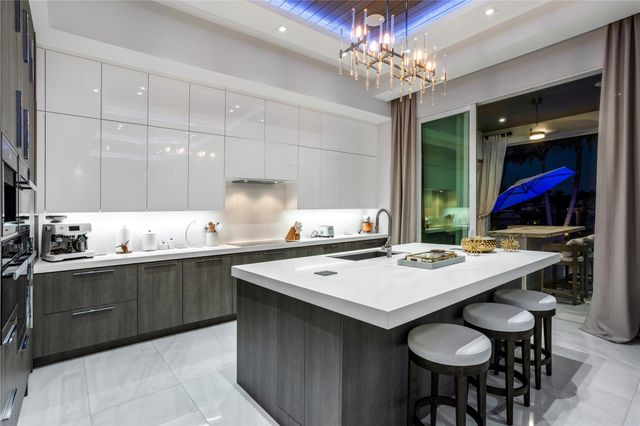 3129 NE 31st Avenue, Lighthouse Point, FL 33064