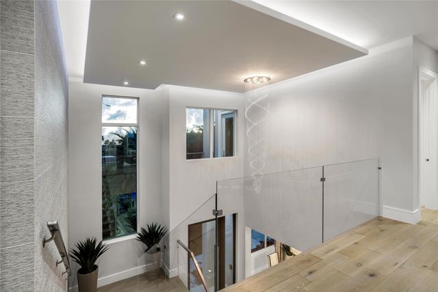 3129 NE 31st Avenue, Lighthouse Point, FL 33064