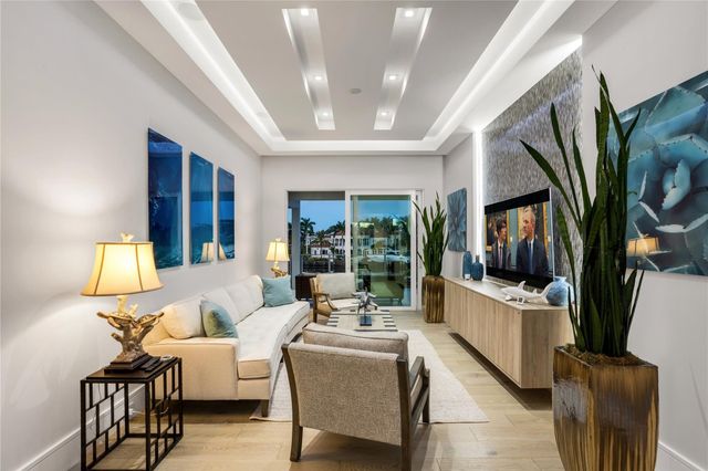 3129 NE 31st Avenue, Lighthouse Point, FL 33064