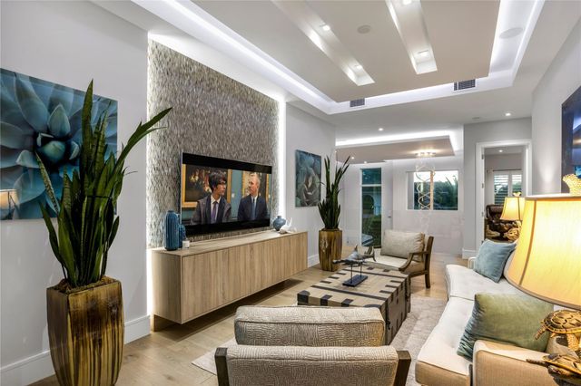 3129 NE 31st Avenue, Lighthouse Point, FL 33064