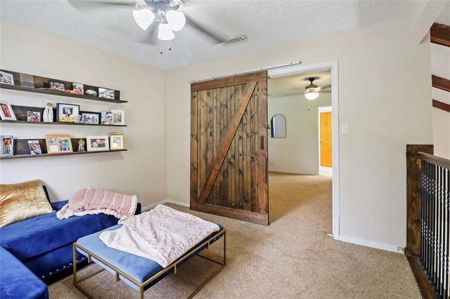 107 Oak Colony Drive, Angleton, TX 77515