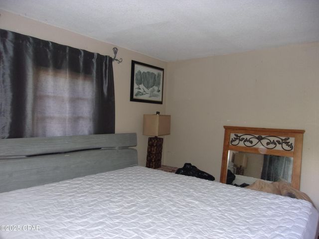 3310 Jackson Avenue, Vernon, FL 32462