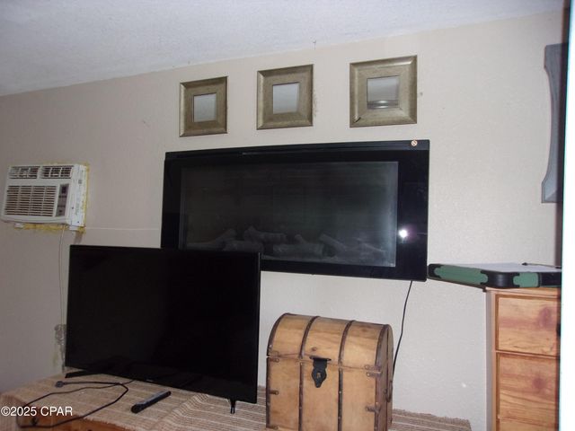 3310 Jackson Avenue, Vernon, FL 32462