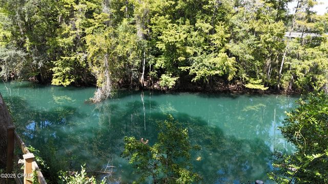 3310 Jackson Avenue, Vernon, FL 32462