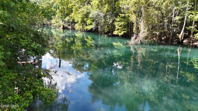 3310 Jackson Avenue, Vernon, FL 32462