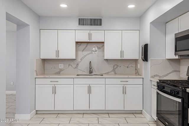 4938 W MCLELLAN Road, Glendale, AZ 85301