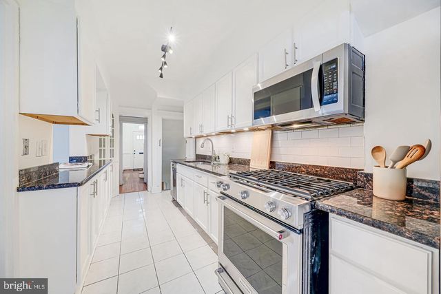 4823 9TH ST NW, Washington, DC 20011