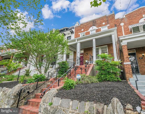 4823 9TH ST NW, Washington, DC 20011