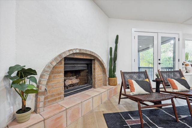 2310 Stratford DR, Round Rock, TX 78664