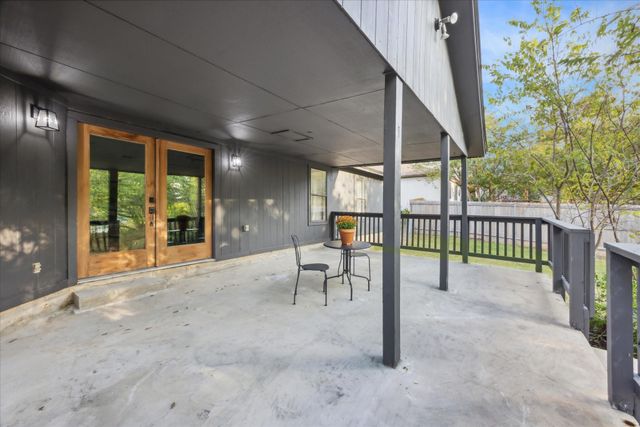 2310 Stratford DR, Round Rock, TX 78664