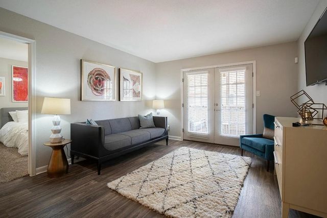 12800 Woodforest Boulevard W0301, Houston, TX 77015