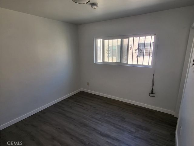 6821 11th Ave., Los Angeles, CA 90043