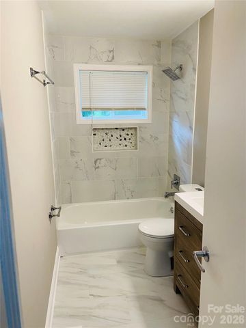 2823 Albany Lane, Charlotte, NC 28205