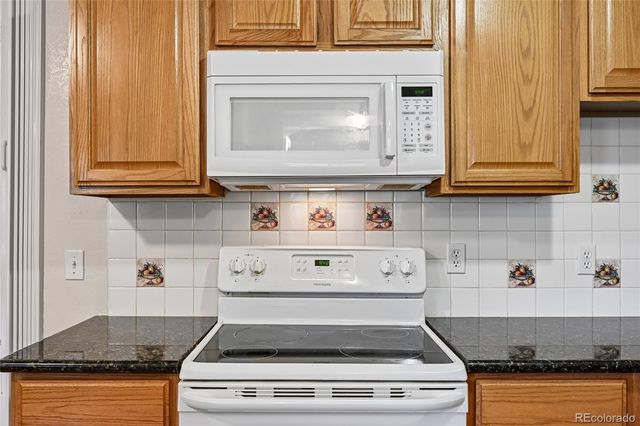 1555 S Sedalia Street, Aurora, CO 80017