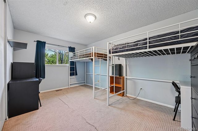 1555 S Sedalia Street, Aurora, CO 80017