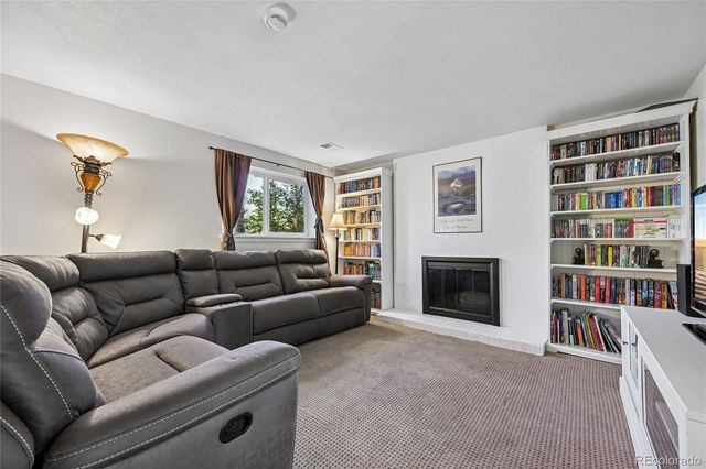 1555 S Sedalia Street, Aurora, CO 80017