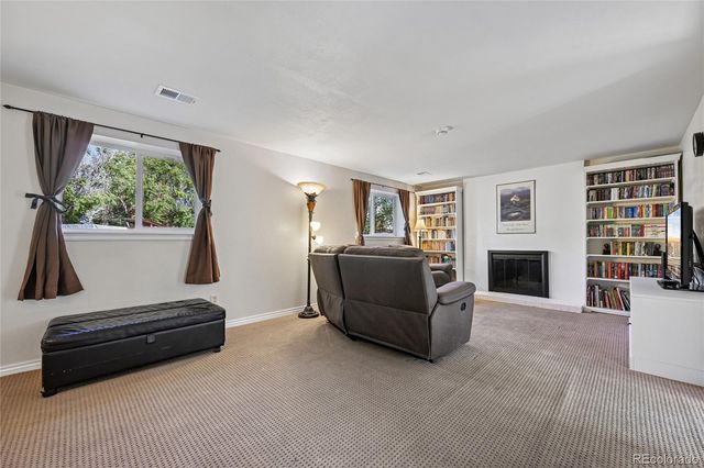 1555 S Sedalia Street, Aurora, CO 80017