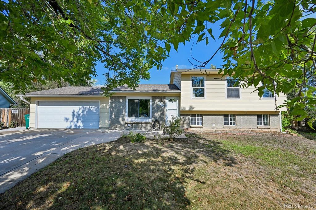 1555 S Sedalia Street, Aurora, CO 80017
